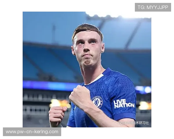 切尔西右路急速推进,帕尔默左脚推射再添数字