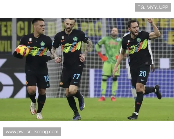 国米劳塔罗一条龙推进完成终结,梅阿查沸腾